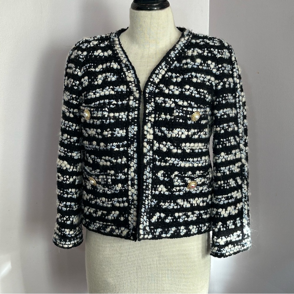 Chic Black and White Women's Blazer